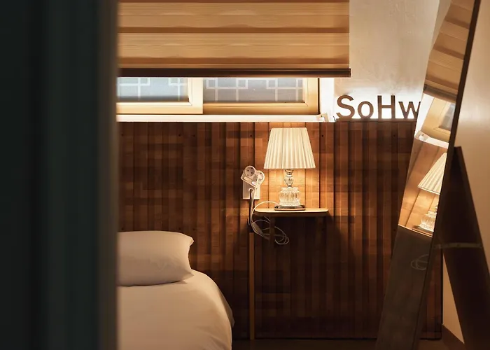 ヴィラ Sohwa Mansion 8-minute Walk To Gyeongbokgung *