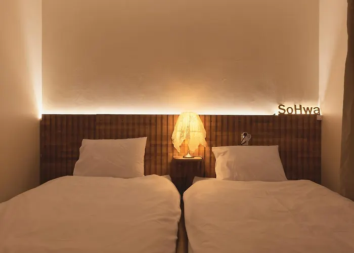 ヴィラ Sohwa Mansion 8-minute Walk To Gyeongbokgung